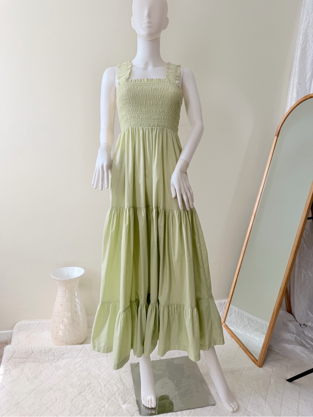 Abercrombie & Fitch Light Green Smocked Tiered Maxi Dress - Picture 1 of 11
